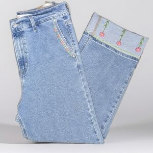 Signature by Levi Strauss Light Blue Embroidered Jeans